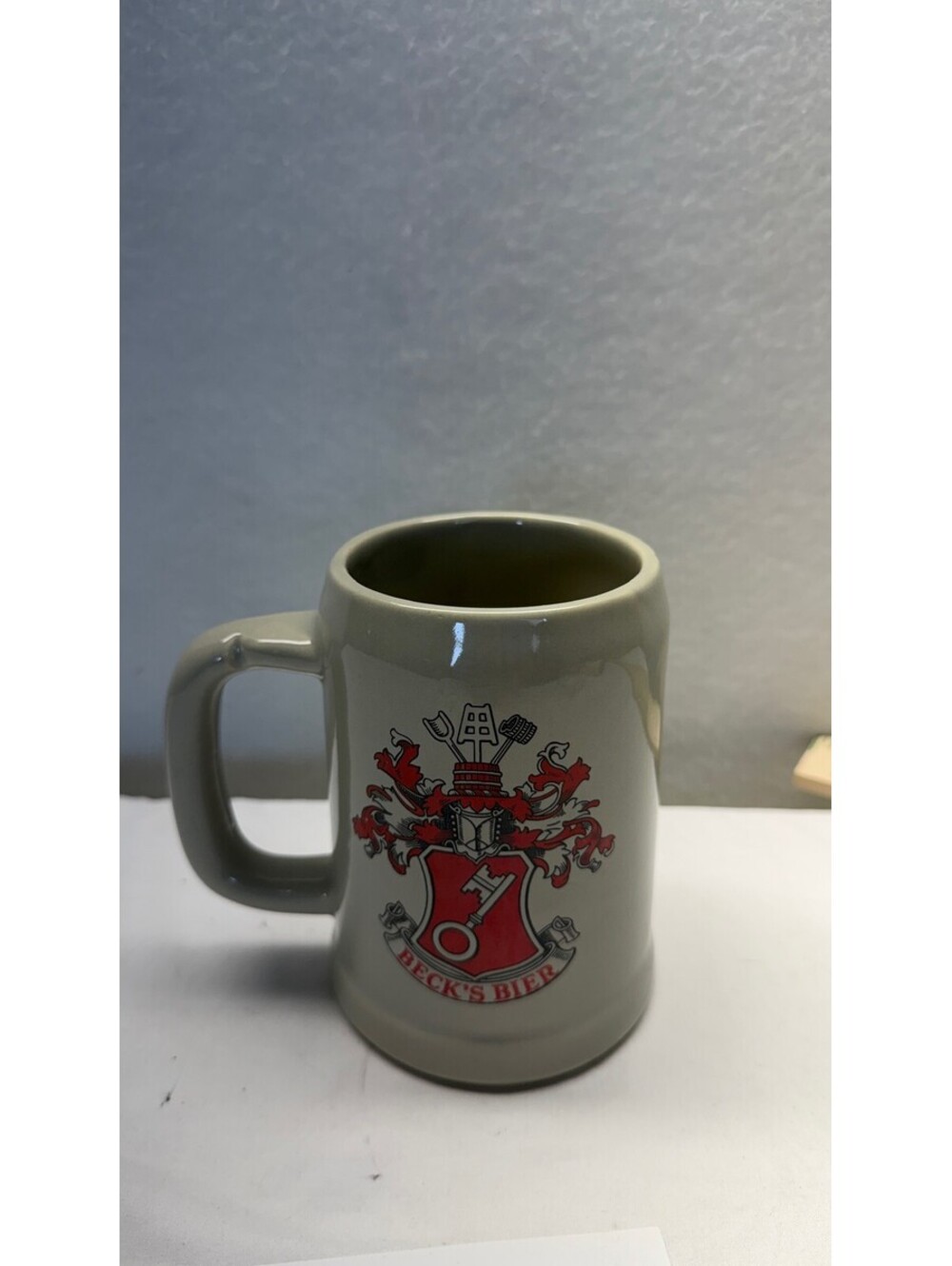 Vintage Beck's Bier Beer Stein Mug Ceramic Logo Crest E-3